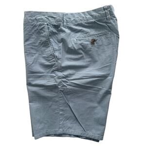 Johnnie O Shorts Chambray Blue White Stripe Size 34 Casual Golf Travel Summer